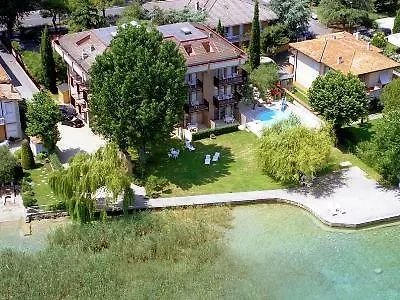 Hotel Smeraldo Sirmione Italy